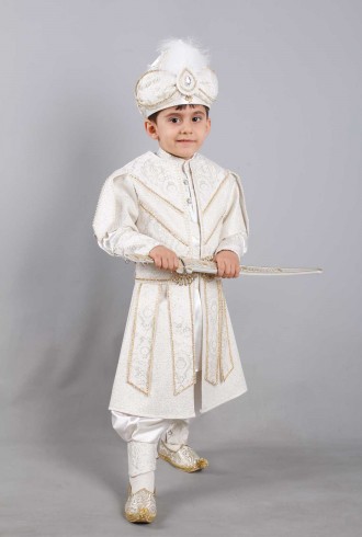 Tuğrul Şehzade Krem Sünnet Takımı Tuğrul Şehzade Krem Sünnet Takımı